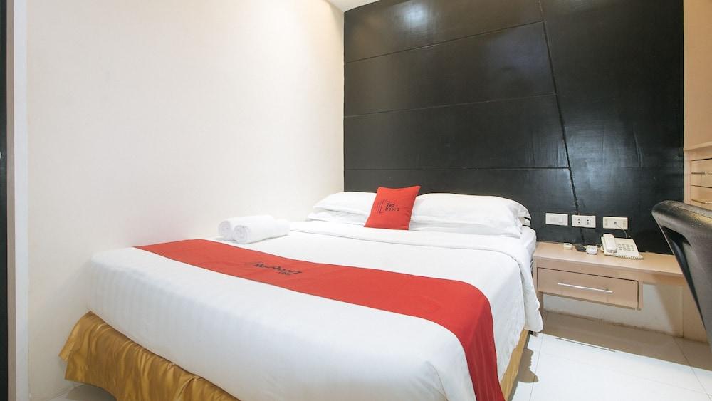 RedDoorz @ Grand Apartelle Hernan Cortes Cebu - Room