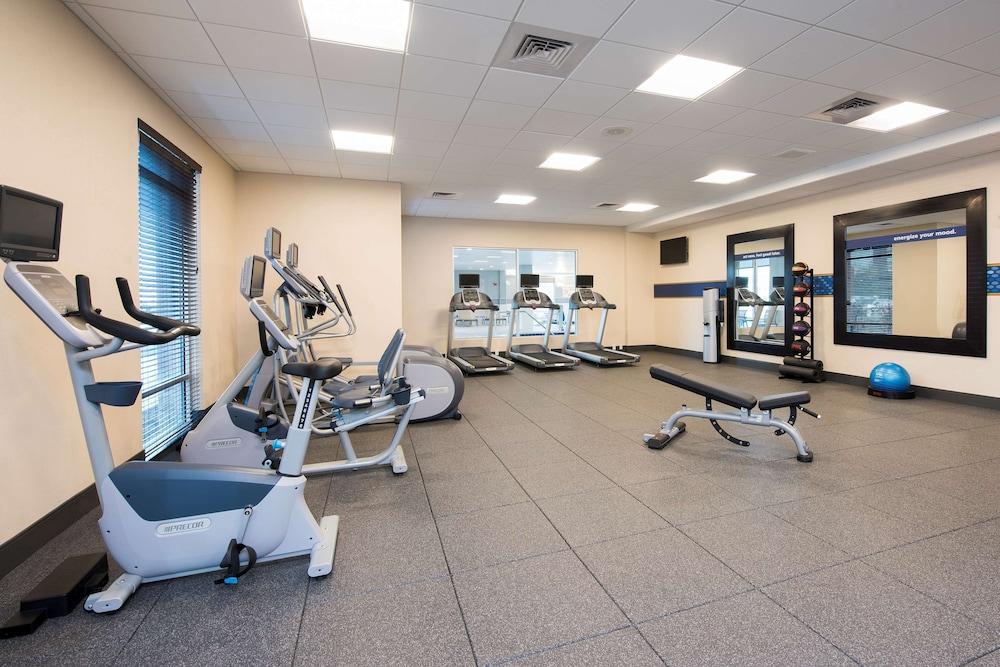 Hampton  Inn & Suites Indianapolis-Keystone - Fitness Facility