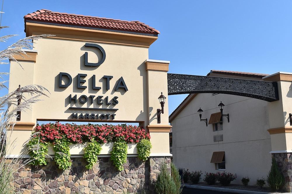 Delta Hotels by Marriott Indianapolis East - Exterior