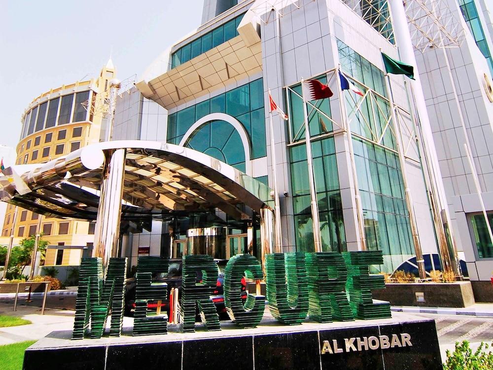 Mercure Al Khobar Hotel - Exterior