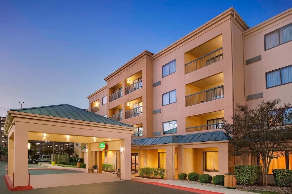 Courtyard by Marriott San Antonio Airport/North Star Mall - Featured Image