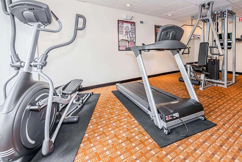 Baymont by Wyndham Indianapolis East - Fitness Facility