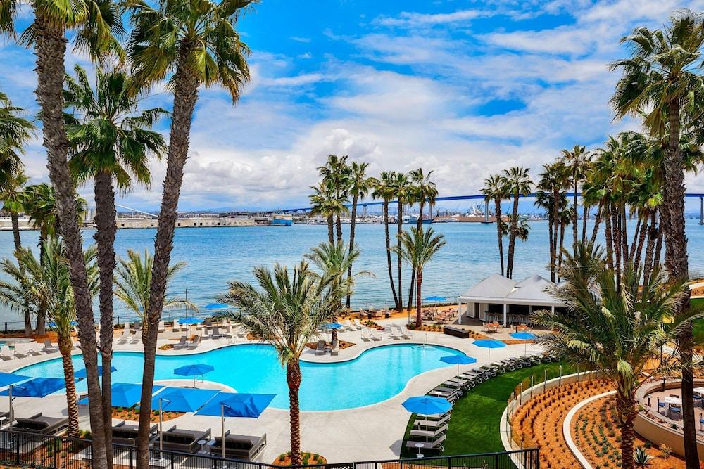 Coronado Island Marriott Resort & Spa - Featured Image