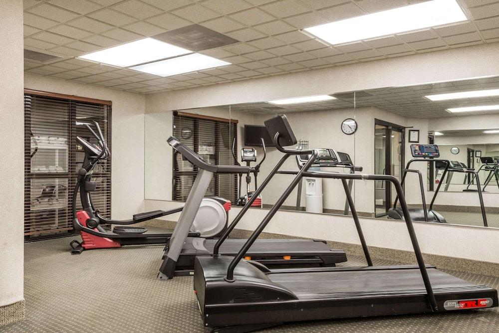 Wingate by Wyndham Indianapolis Airport-Rockville Rd. - Fitness Facility