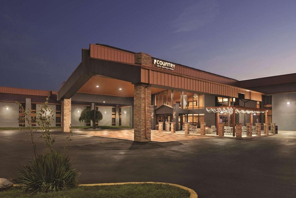 Country Inn & Suites by Radisson Indianapolis East - Featured Image