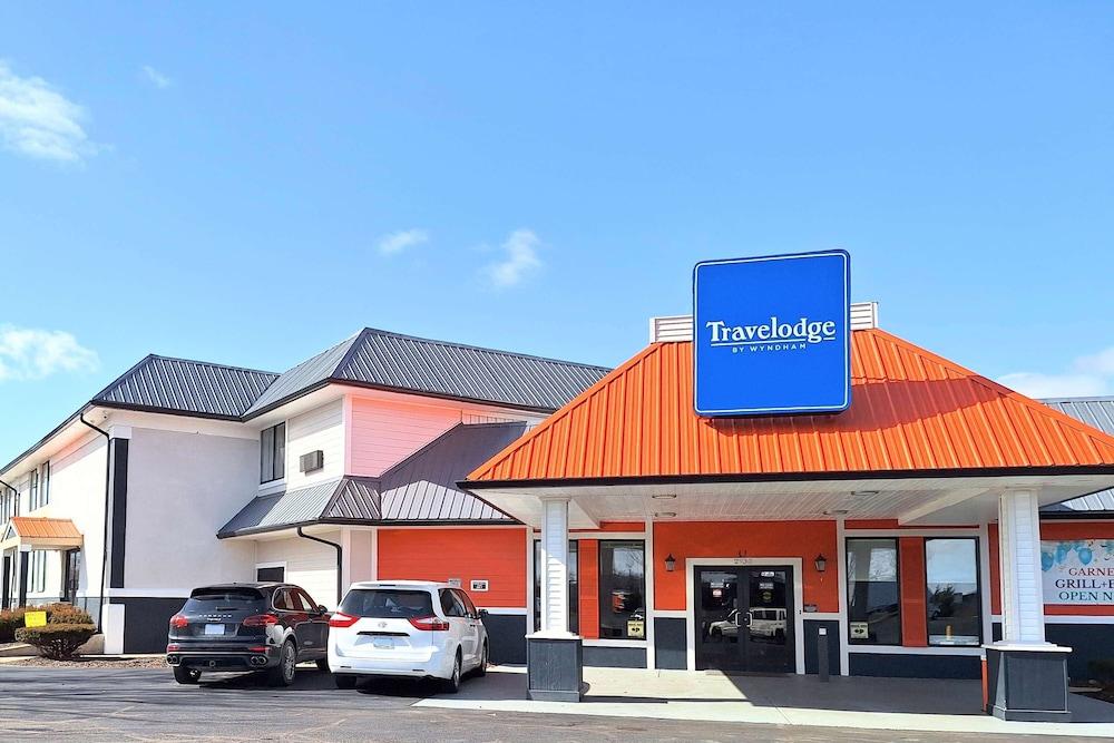Travelodge by Wyndham Indianapolis Speedway - Exterior