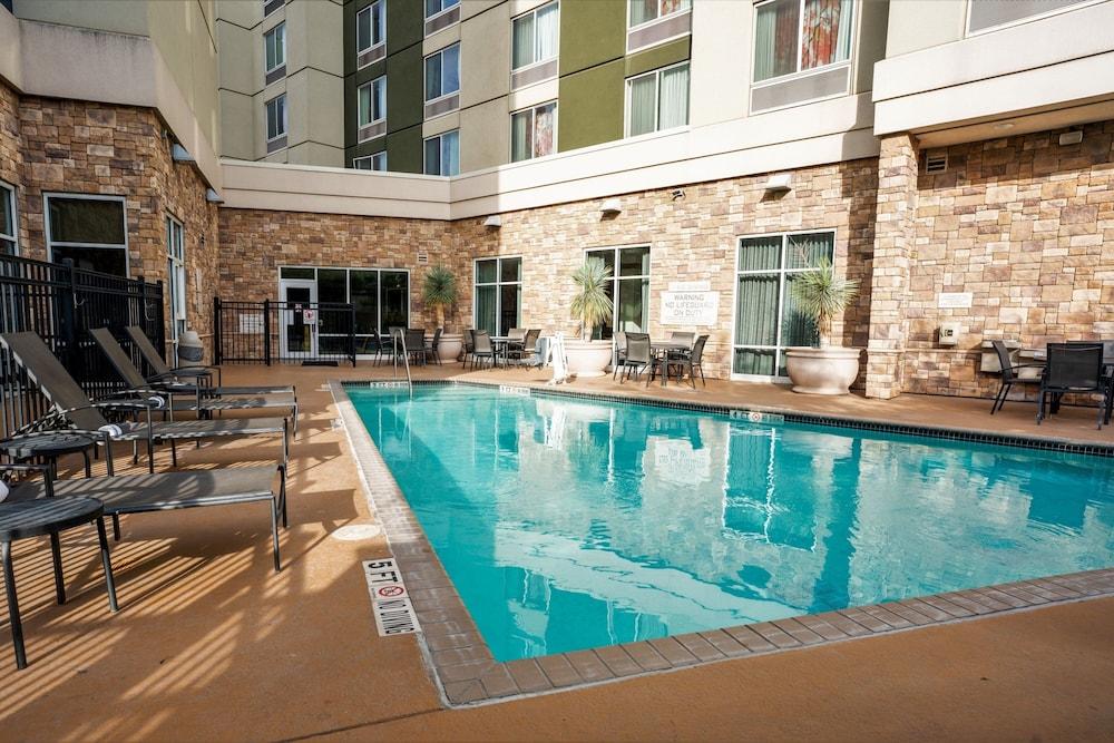 Fairfield Inn & Suites by Marriott San Antonio Alamo Plaza/Convention Center - Waterslide