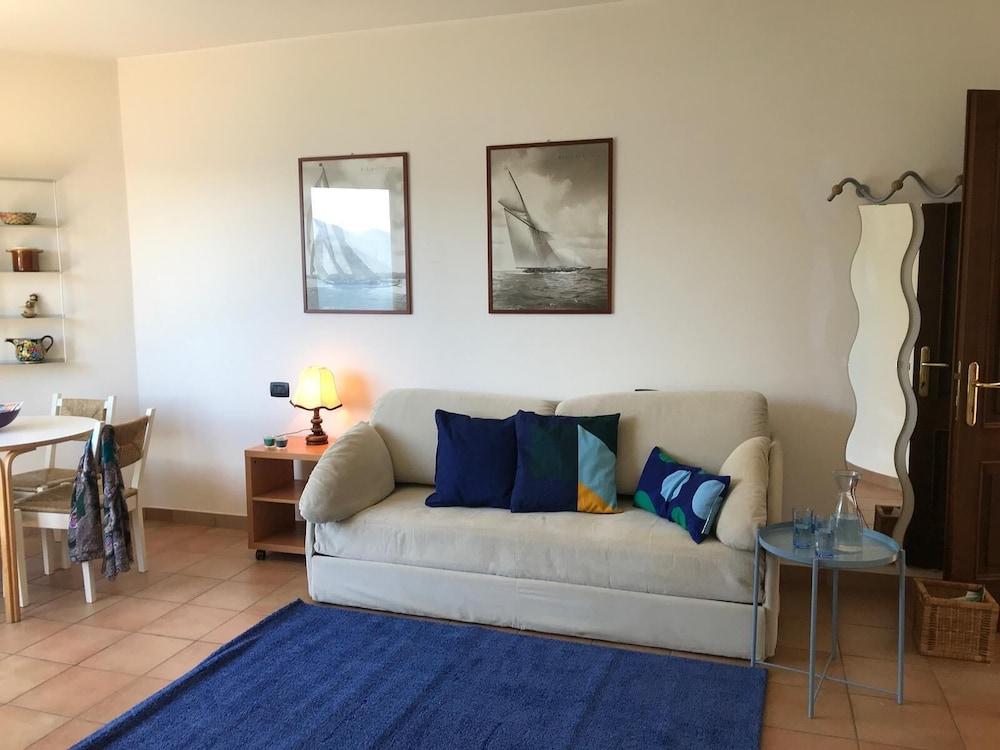 San Sisinnio Apartment Argegno - Living Area