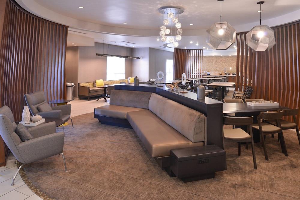 SpringHill Suites by Marriott Las Vegas Henderson - Lobby