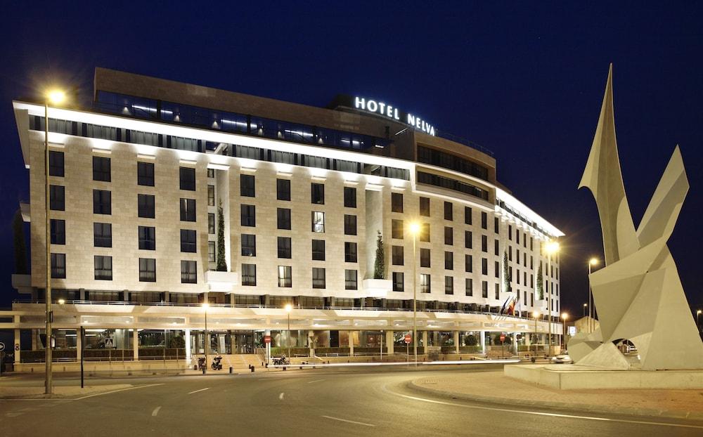 Hotel Nelva - Featured Image