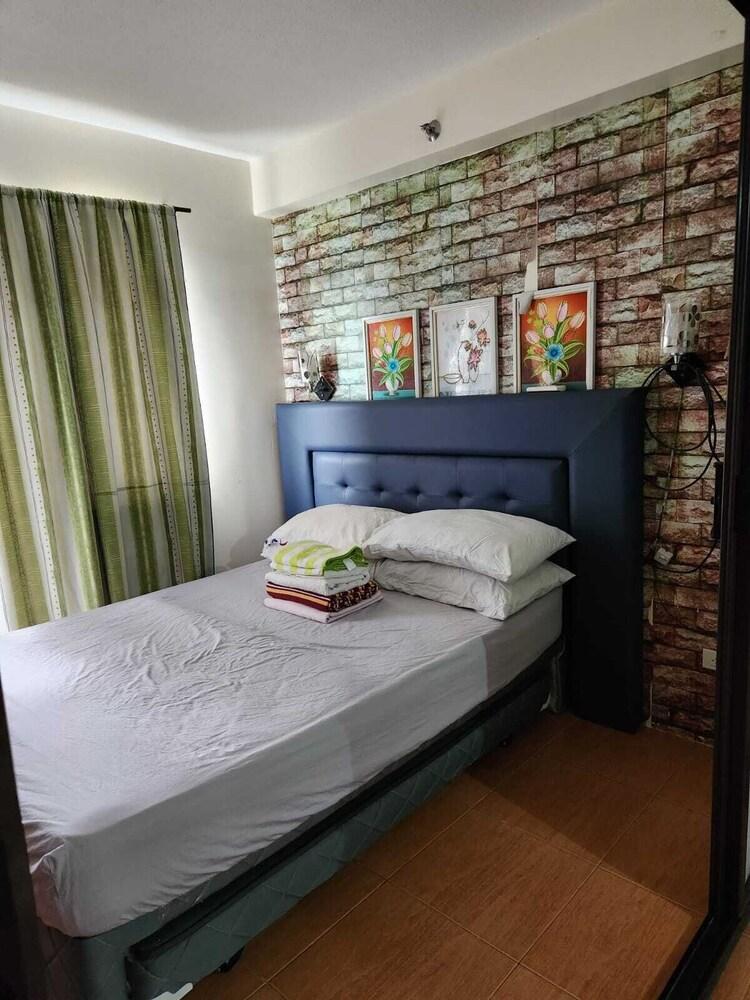 1 Bedroom Condo at One Oasis Condominuim - Room