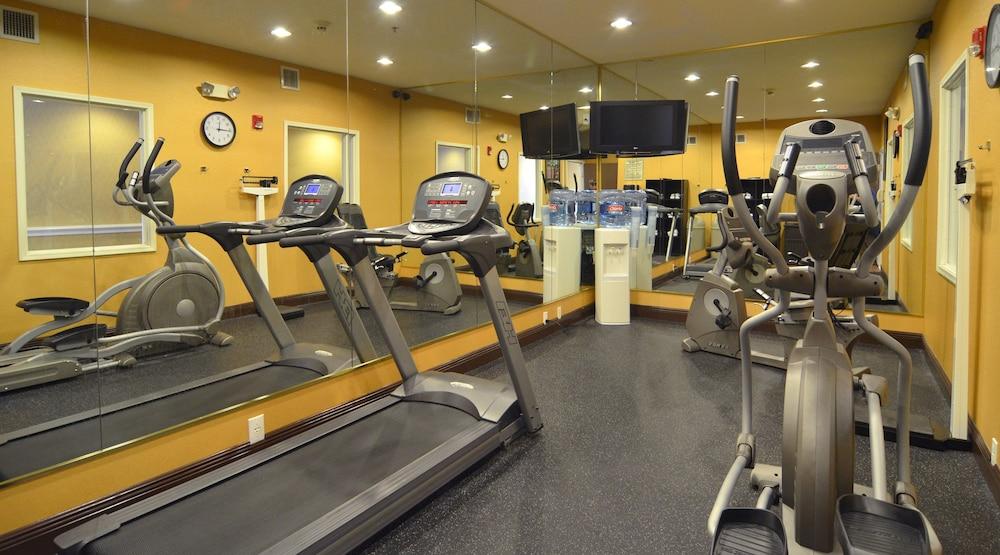 Holiday Inn Express Hotel & Suites San Antonio-Airport North, an IHG Hotel - Fitness Facility