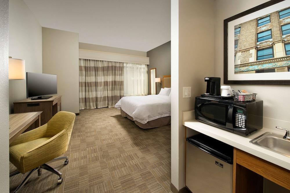 Hampton Inn & Suites San Antonio Northwest/Medical Center - Room