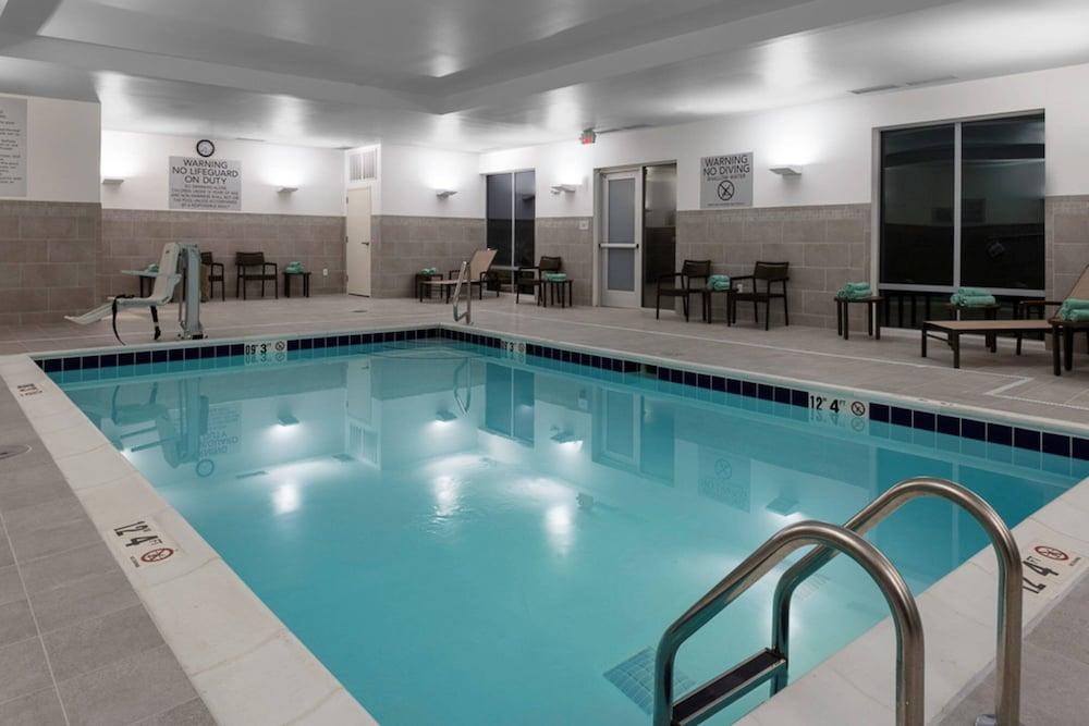 Courtyard by Marriott Indianapolis West - Speedway - Pool