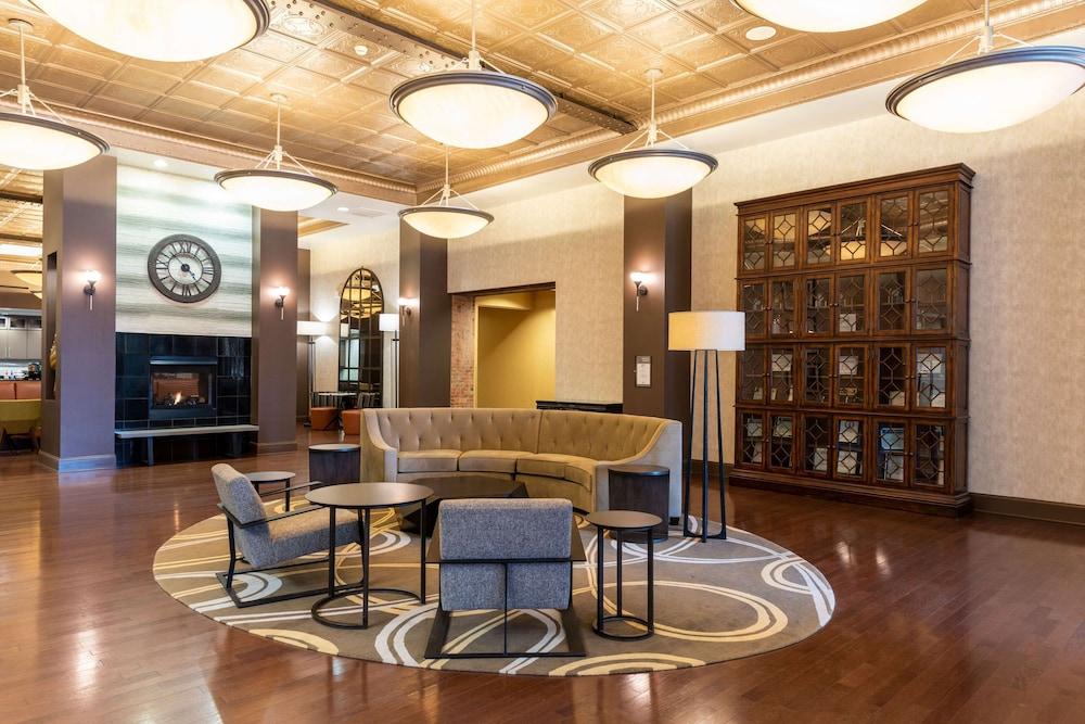 Homewood Suites by Hilton Indianapolis-Downtown - Lobby