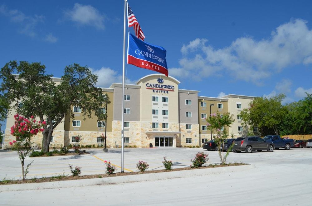 Candlewood Suites San Antonio Airport, an IHG Hotel - Featured Image