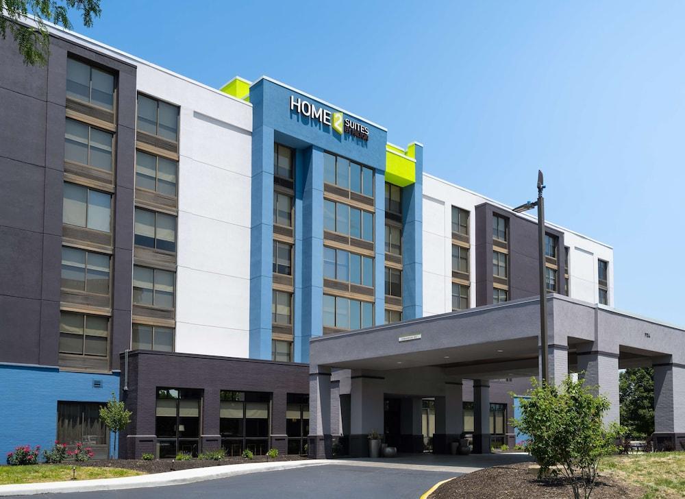 Home2 Suites by Hilton Indianapolis Keystone Crossing - Exterior