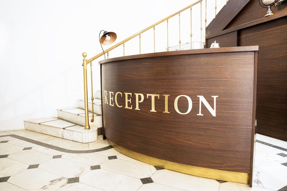Hotel Diplomat - Reception