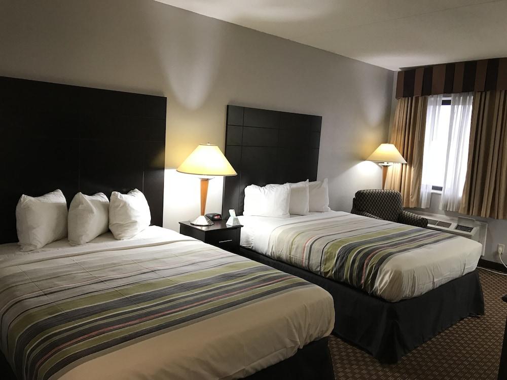 Country Inn & Suites by Radisson Indianapolis East - Room