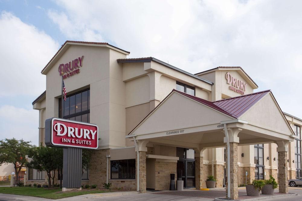 Drury Inn & Suites San Antonio Northeast - Featured Image