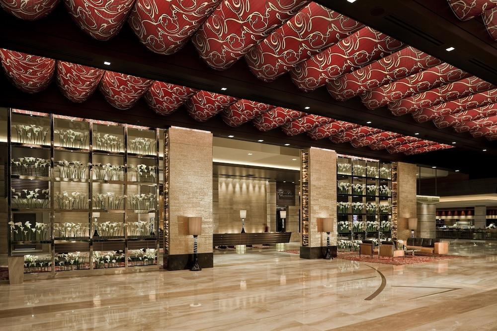 M Resort Spa Casino - Lobby