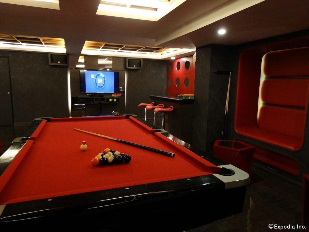 Hotel Ava Cuneta - Billiards