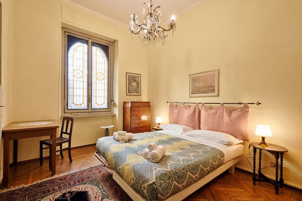 Roomy Flat Turin Crocetta - Room