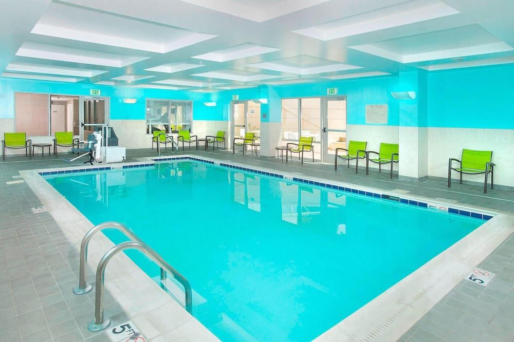 SpringHill Suites by Marriott Fairfax Fair Oaks - Pool