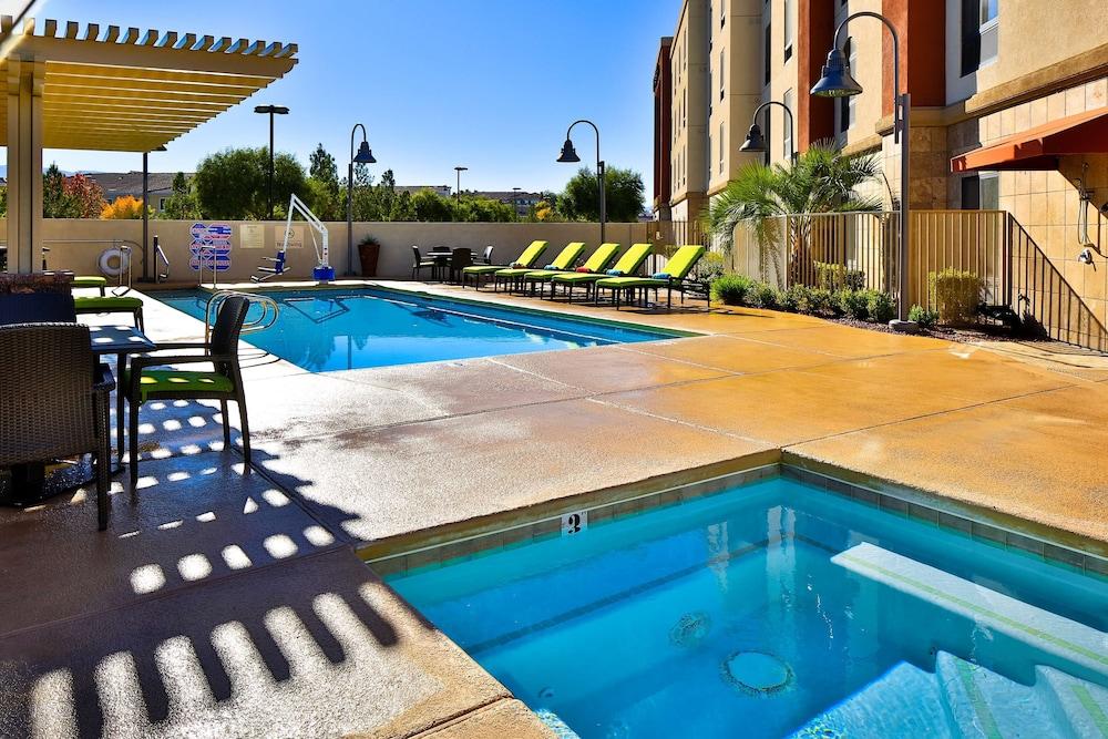 Hampton Inn & Suites Las Vegas South - Pool
