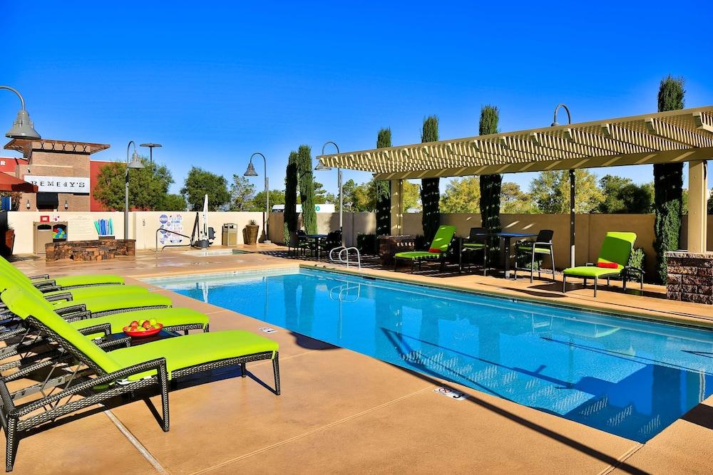 Hampton Inn & Suites Las Vegas South - Pool