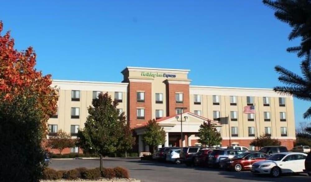 Holiday Inn Express Indianapolis - Southeast, an IHG Hotel - Exterior