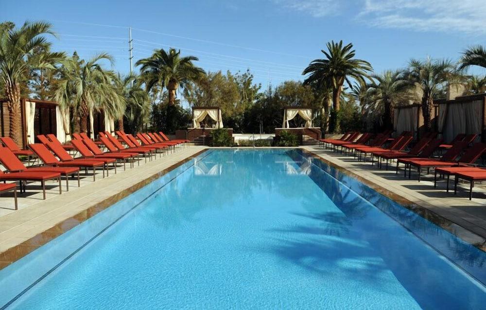 M Resort Spa Casino - Outdoor Pool