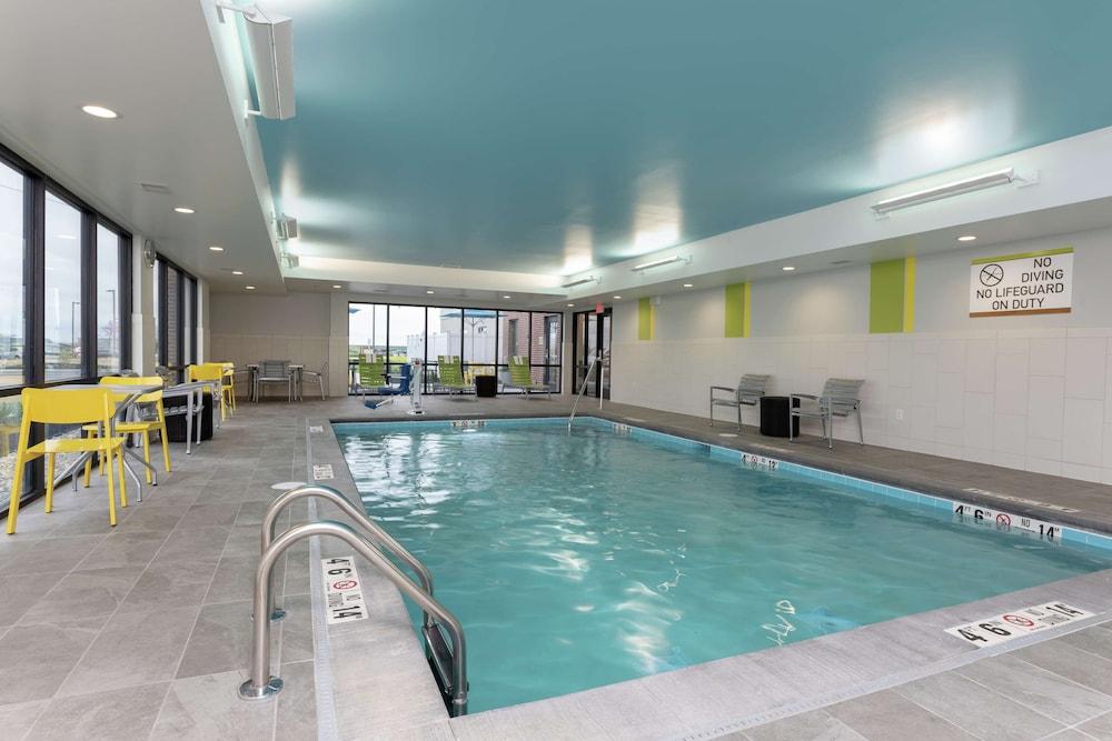 Home2 Suites by Hilton Indianapolis Airport - Pool