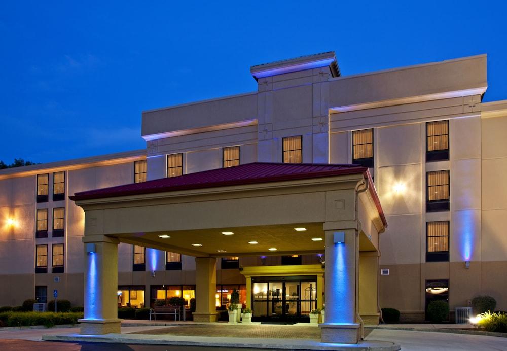 Holiday Inn Express Indianapolis South, an IHG Hotel - Featured Image