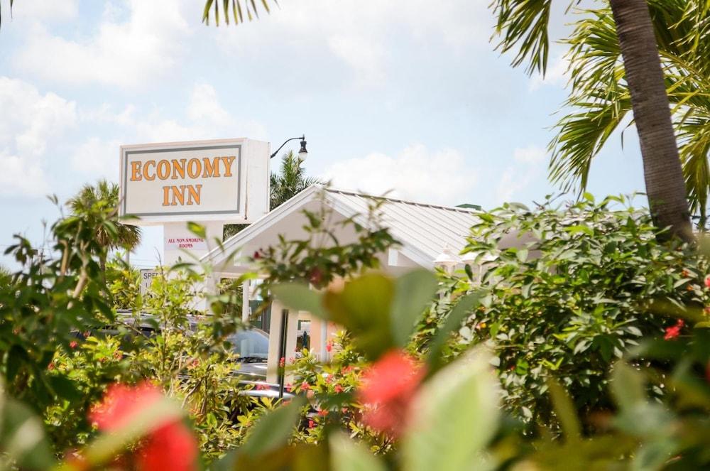Economy Inn West Palm Beach - Exterior