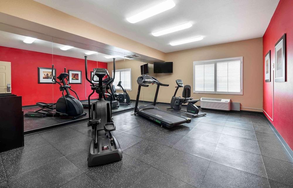 Extended Stay America Suites Indianapolis Airport W Southern - Fitness Facility