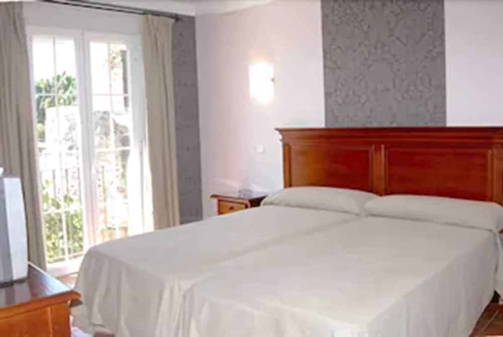 Hotel Don Alfredo - Room