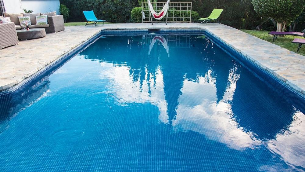 Villa Marbella - Outdoor Pool