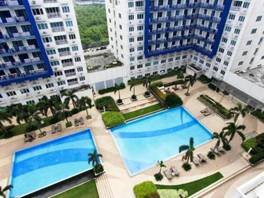 1 Bedroom Condo at Sea Residences by JC - Outdoor Pool