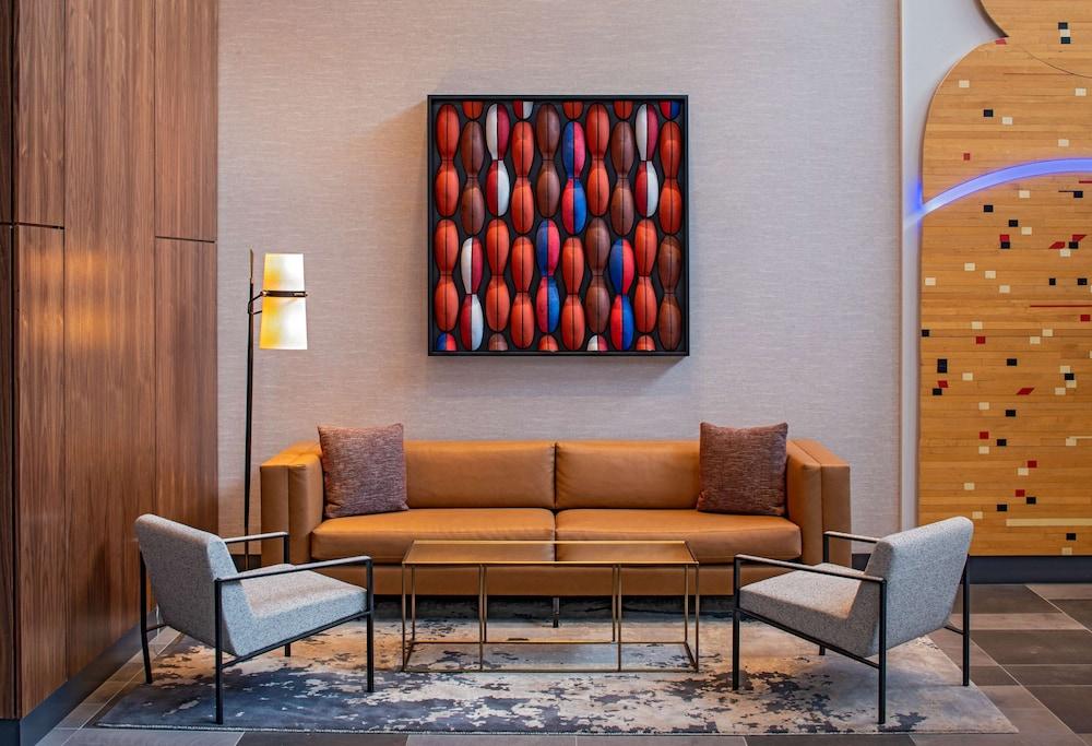 Hyatt Place Indianapolis Downtown - Lobby