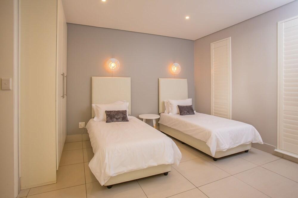 Evolved Luxury Accommodation - Room