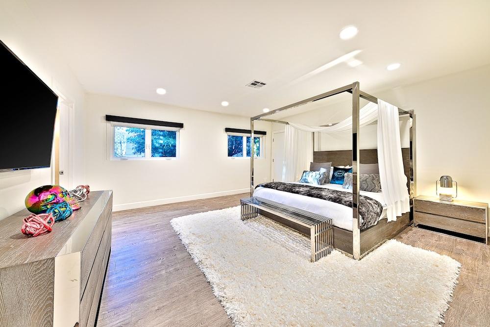 Beverly Hills Luxury Modern Palace - Room