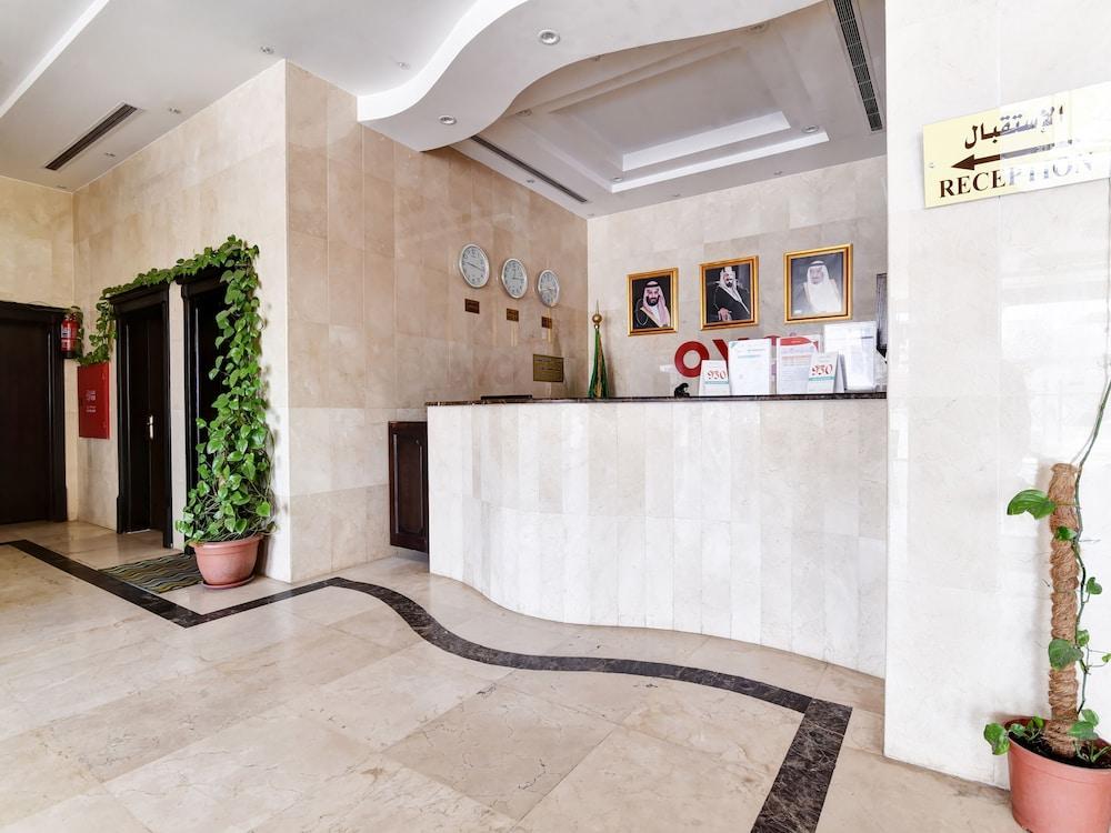 OYO 404 Rwnza Hotel Apartments - Reception
