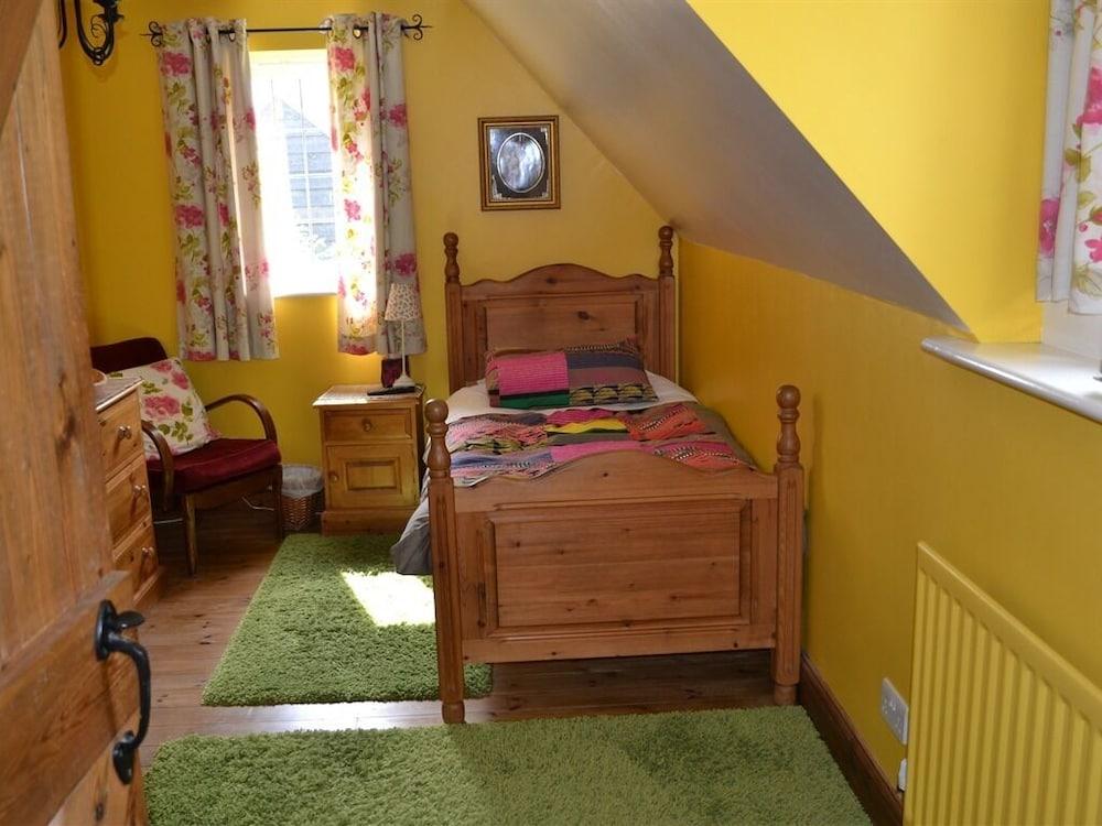 Woodview Bed & Breakfast - Room