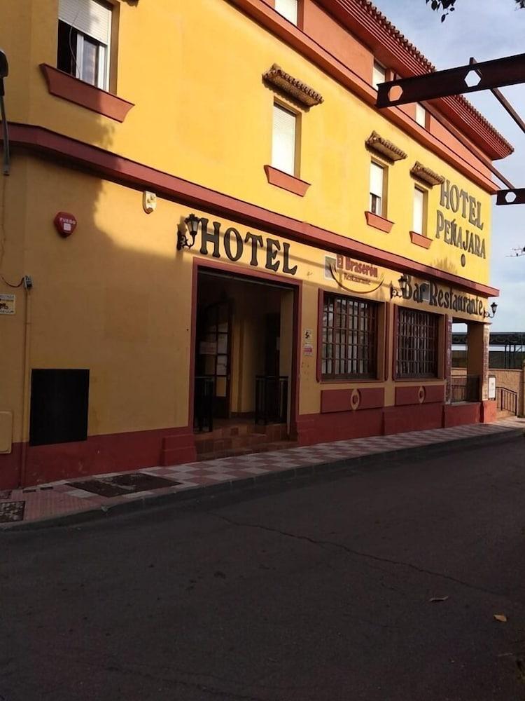 Hotel Peñajara - Exterior detail