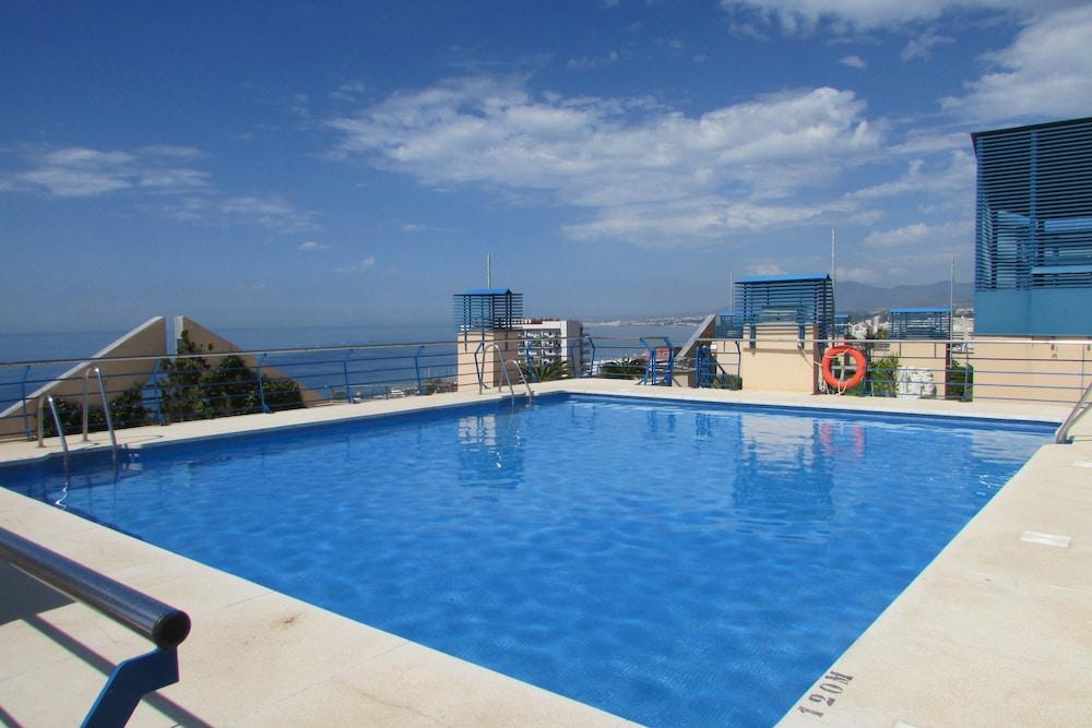 Apartamento Parquesol Marbella Playa - Outdoor Pool