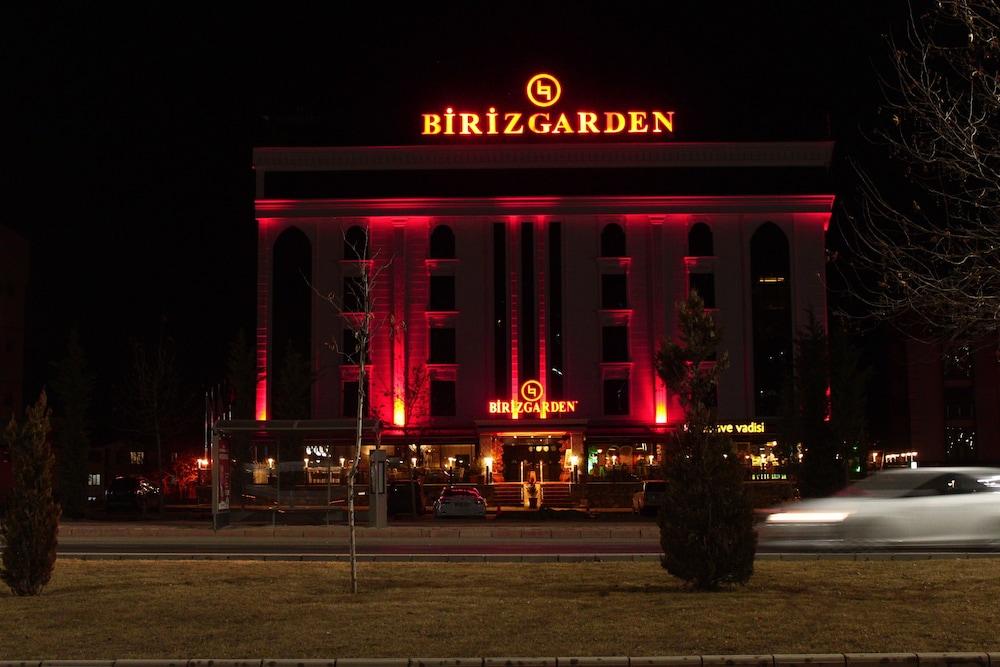 Birizgarden Hotel - Featured Image