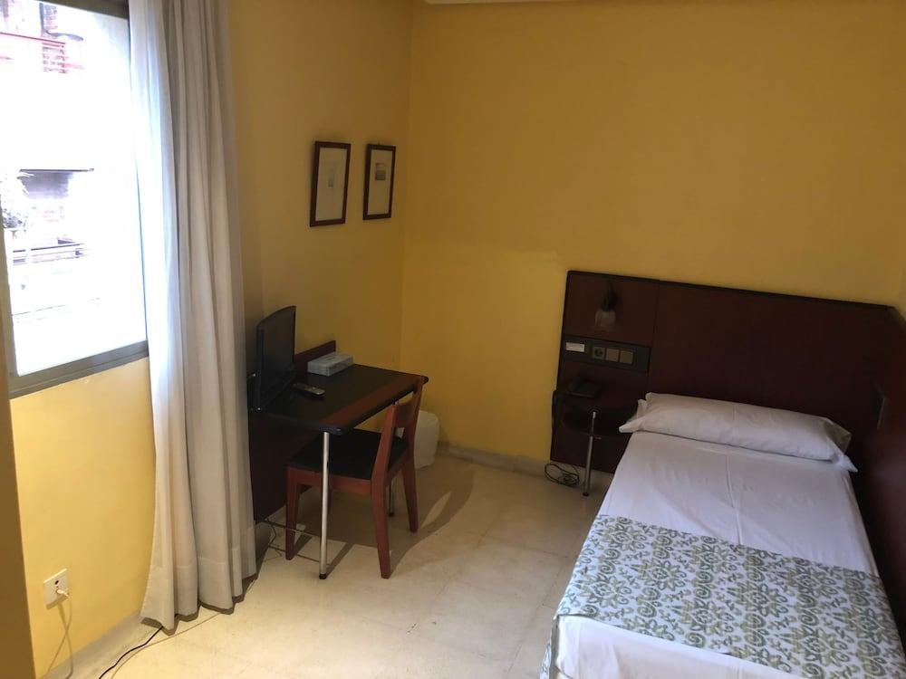 Hotel Bcool Murcia - Room