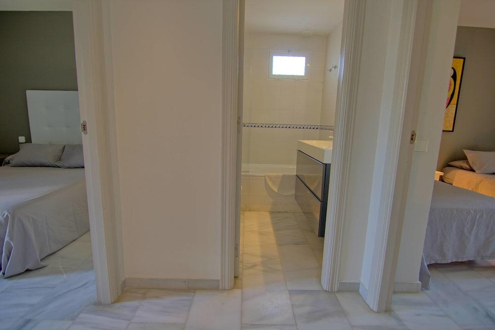 Apartamento Costabella - Bathroom