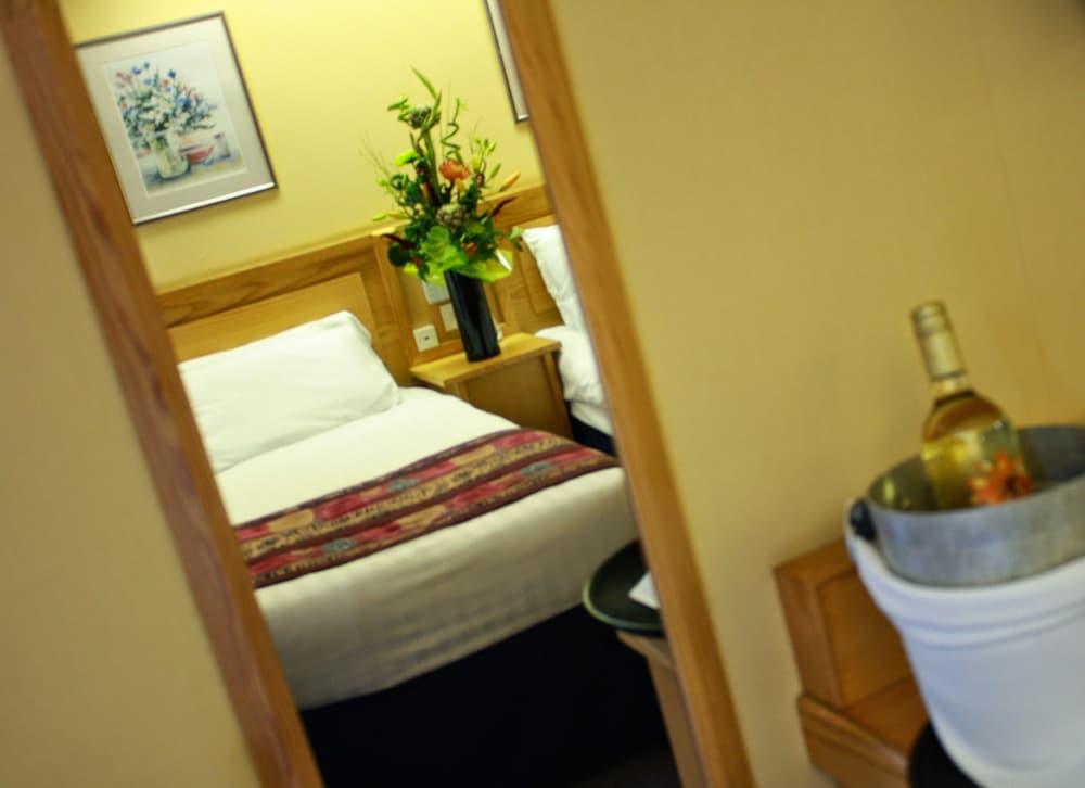 Derby Station Hotel, Sure Hotel Collection by Best Western - Room